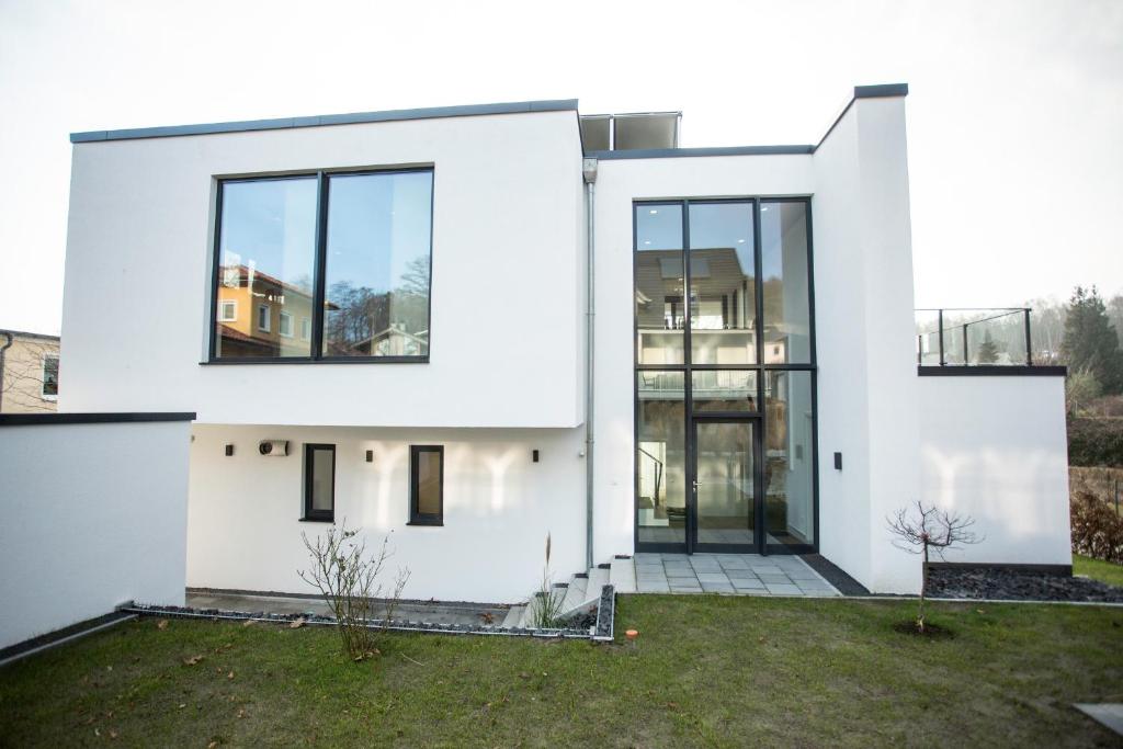 Luxus Villa 4 You room 3