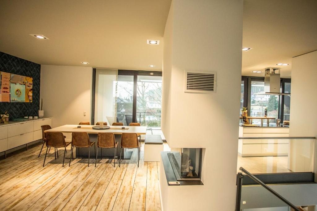 Luxus Villa 4 You room 6